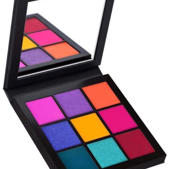 EYESHADOW - Picture 2 of 2